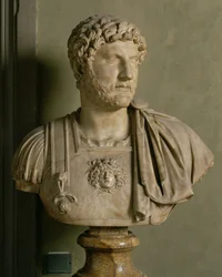 Busto del emperador Adriano (76-138 d. C.) (mármol)