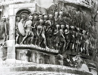 Detalle de la Columna de Marco Aurelio (Colonna Antonina), 180-196 d.C. (mármol)
