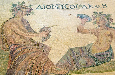 Dionisio aconsejando a la ninfa Akme, Casa de Dionisio, Pafos, Chipre (mosaico)