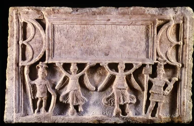 Losa de distancia, 142-180