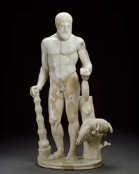 Estatuilla de mármol de Hércules y el jabalí de Erimanto (mármol)