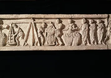 Relieve que representa el apilamiento de panes en cestas y su pesaje, de la tumba de Euryaces el Panadero, Porta Maggiore, Roma, ca. 50-20 a.C.