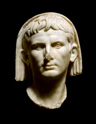 Arte romano: cabeza del emperador Augusto (Cayo Julio César Octaviano Augusto)