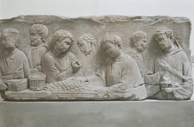 Estela funeraria romana que representa una escena de pago de impuestos, Neumagen-Dhron, Alemania