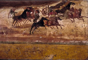 Arte romano: carrera de cuadrigas. Fresco de la Villa de las Cuadrigas. Cuarto estilo, Pompeya. Nápoles, Museo Archeologico Nazionale