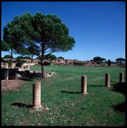 Arte romano: vista de las ruinas de Campo della Magna Mater, región IV