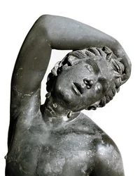 Sátiro, estatua de bronce