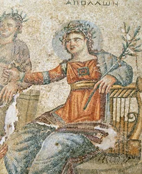El mosaico de Apolo y Marsias (detalle de Plinio y Apolo)