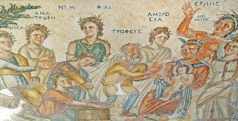 La presentación del bebé Dionisio por Hermes a Sileno. Casa de Aion, Pafos, Chipre