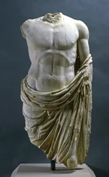 Torso de un emperador en la apariencia de Júpiter