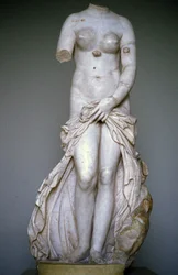 Venus Laudolina o anadyomene. Escultura, Museo de Siracusa, Sicilia, Italia.