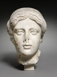 Cabeza de una mujer, 1-15
