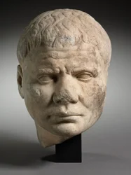 Retrato de un hombre, c.100