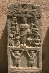Estela, Alto Imperio (27 a.C.-395 d.C.)