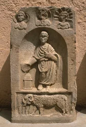 Estela, Alto Período Imperial (27 a.C.-395 d.C.)