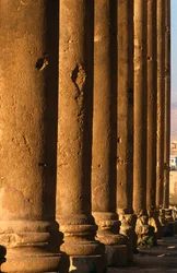 Templo de Baco (detalle de la columnata)