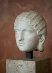 Arte de Roma Cabeza de la Emperatriz Barbia Orbiana (siglo III), Mármol