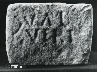 Piedra centurial de Valerius Versus, 43-410 AD