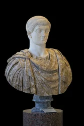 Constante I (337 - 350 d.C.) escultura, arte romano