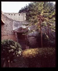 Lararium de la Casa del Mobilio Carbonizado (Casa de los Muebles Carbonizados), siglo V a.C.-siglo I d.C.