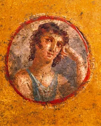 Medallón con retrato de niño, fresco, de la Casa degli Amorini Dorati (Casa de los Cupidos de Oro) de Pompeya