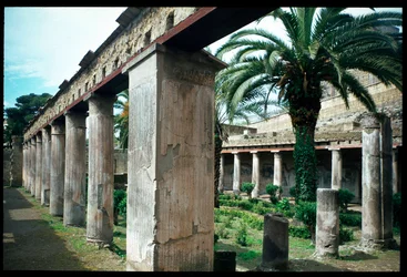 Peristilo de la casa de Argo, siglo V a.C.-siglo I d.C.