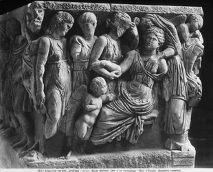 Relieve de sarcófago con la muerte de Alcestis