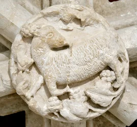 Un cordero, detalle de la bóveda de la capilla de San Lorenzo, desaparecida durante varios años y originalmente ubicada sobre la abadía cisterciense de Fontenay