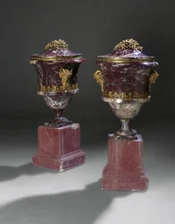 Un par de jarrones, c.1790