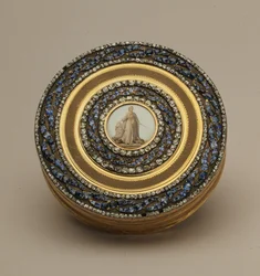 Tabaco con miniatura posterior de un monumento a Catalina II, por Johann Gottlieb Scharff, San Petersburgo, 1776