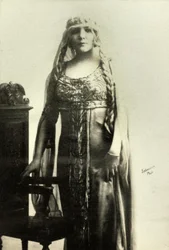 Retrato de Brohly Suzanne (foto)