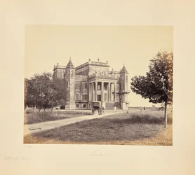 Lucknow; El Palacio Dilkusha