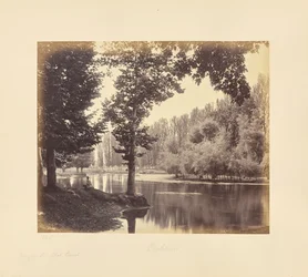 Srinuggur; una vista del canal