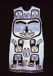Vestido Chilkat, Tribu Tlingit