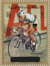 Sello de EAU representando al ciclista Rolf Wolfshohl (n. 1938).
