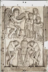 Arte carolingio: santas mujeres en el sepulcro - (Santas mujeres en el sepulcro) Relieve de marfil