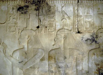 ABYDOS: Templo de Seti (Sethi) I, las diosas que acompañaban al faraón.
