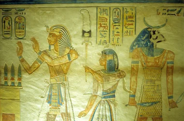 Antiguo Egipto, Pintura/Talla, Tumba de Amon hir Khopshef, Ramsés III con su hijo Amon-Hir portando un estandarte.
