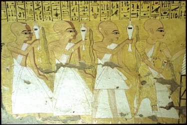 Antiguo Egipto, Pintura mural Tumba de Inherkhau, Tebas, Tumba de los Nobles, dinastía XX, Sacerdotes vertiendo libaciones para Inherkhau (foto)