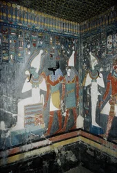 Luxor, Tebas: Valle de los Reyes, tumba de Horemheb (-1343 - -1314), faraón egipcio en la que aparece la diosa Isis.