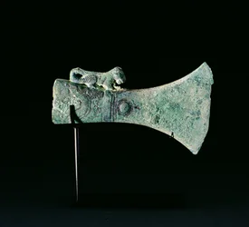 Cabeza de hacha, Cultura Dongson, c.200 a.C.-200 d.C.