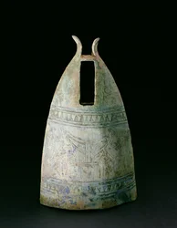 Campana, Cultura Dongson, c.200 a.C.-200 d.C., Vietnam (bronce)
