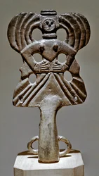 Arte escita (civilización escita o Escitia): ornamento de tanque de bronce de Ucrania, siglo V - III a.C. San Petersburgo, Museo del Hermitage