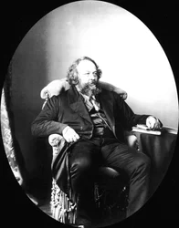 Mijaíl Bakunin, revolucionario ruso y teórico del anarquismo, 1863