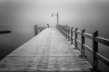 Misty Pier: Soledad