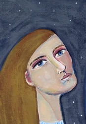 Mujer contemplando las estrellas