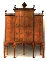 Gabinete de amboyna y palo de rosa, 1906