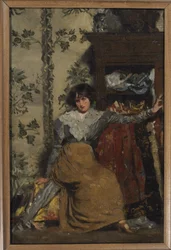 Mujer sentada en el interior