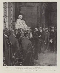 La estatua del Profesor Thomas Henry Huxley en el Gran Salón del Museo de Historia Natural, South Kensington, Londres
