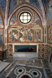 La natividad y la adoración de los magos. Fresco de la escuela de Siena. Siglo XIV. Capilla de la Virgen. Monasterio de San Benito (Sacro Speco), Subiaco (Roma), Italia